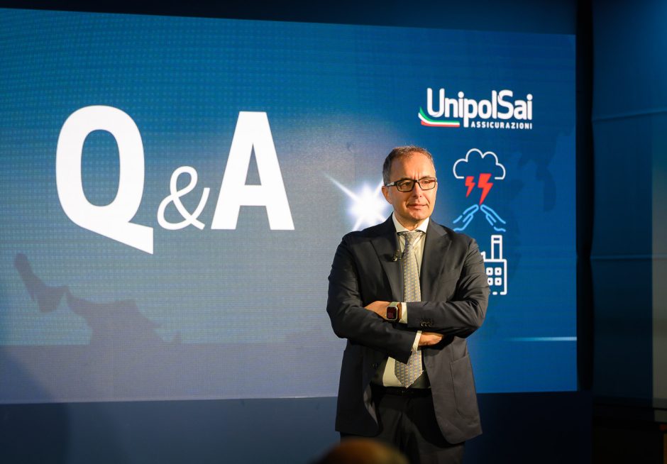 099-0505_NZ6IIIMDA2974